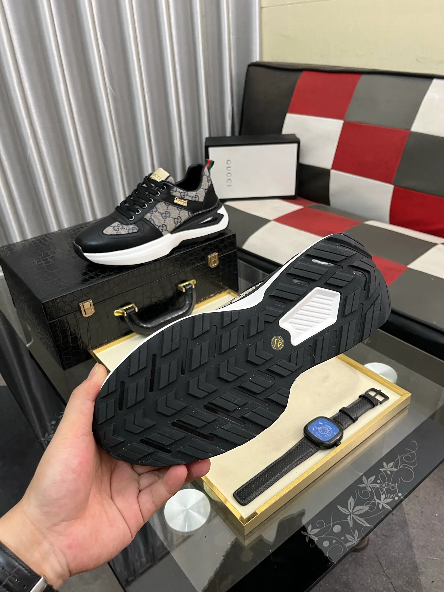 Men's Men's Shoes💰458⌚️⌚️[GUCCI] Gucci men's casual shoes are absolutely popular🔥The ultimate matching item for trendy men! The charm of super texture is irresistible, the main recommendation, the flower leather color is bright! The upper is made of high-quality brand printed fabric with cowhide, breathable leather lining and wear-resistant rubber sole, noble and elegant! Extremely comfortable🎁🎁You can be as handsome as you want💪 38-443️⃣colors available